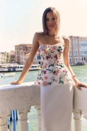 Homepage Monique Lhuillier at Monique Lhuillier