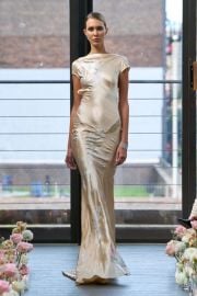 Janet Mandell - Luxury Fashion Rental Marketplace at Janet Mandell