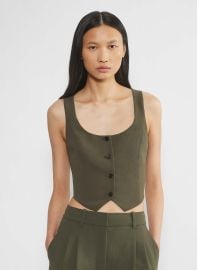 Just a moment at Aritzia
