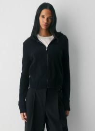 Just a moment at Aritzia
