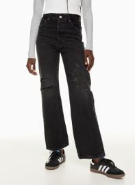 Just a moment at Aritzia