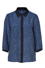 Lilys blue top by Rachel Zoe on HIMYM at Stylebop