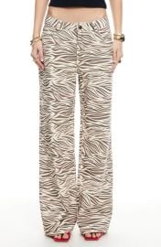 Lioness Top Model Zebra Low Rise Wide Leg Jeans at Nordstrom Rack