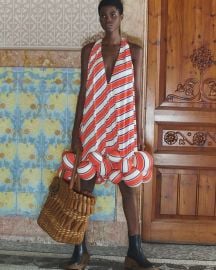 Loewe Resort 2023 - RUNWAY MAGAZINE Official at Runway Magazine