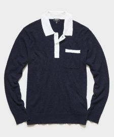 WornOnTV: Justin’s navy long sleeve polo shirt on E! News Daily Pop ...