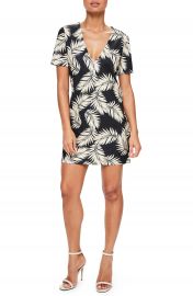 Missguided Print Plunge T-Shirt Dress at Nordstrom