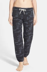 Monrow Camo Print Vintage Fleece Sweatpants in Black at Nordstrom