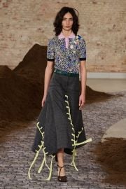 Moschino Fall 2026 Ready-to-Wear Collection Vogue at Vogue