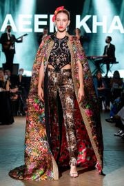 Naeem Khan 2022 Ready To Wear Collection at Naeem Khan