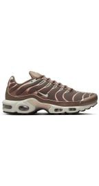 Nike Air Max Plus Sneaker in Mink Brown Baroque Brown Sail Metallic Silver at StockX