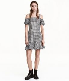 Off the shoulder dress at H&M