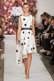 Oscar de la Renta Spring 2015 Ready-to-Wear Collection Vogue at Vogue