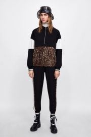 POUCH POCKET SWEATSHIRT WITH SNAKESKIN PRINT BAND at Zara