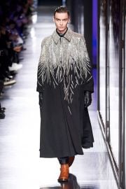 Page unavailable at Dior
