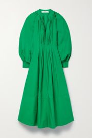 WornOnTV: Kelly’s green puff sleeve dress on The Kelly Clarkson Show ...