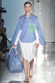 Ports 1961 Spring 2017 Ready-to-Wear Collection Vogue at Vogue