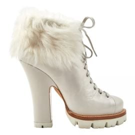 Prada Boots for Women - Vestiaire Collective at Vestiaire Collective