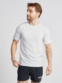 REIGN SHORT SLEEVE at Soul Cycle