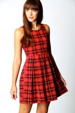 Red check dress like Emmas at Boohoo