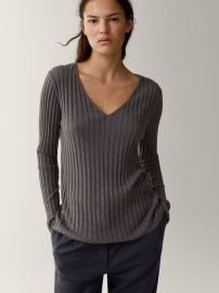 Ribbed V-neck sweater in a cotton/wool blend at Massimo Dutti