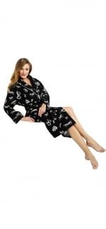 Robe with the same print at Amazon