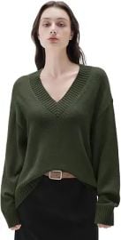 SUUKSESS Women Cashmere Blend Oversized Sweater V Neck Long Sleeve Pullover at Amazon