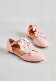 See it to Bow-lieve It Flat in Pink at ModCloth