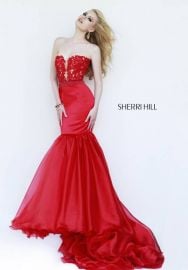 Sherri Hill  at Prom Girl