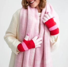 Shiralea Shir Touchscreen Gloves in Red at Shiralea