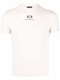 Shop Balenciaga Unity logo-print T-shirt with Express Delivery - at Farfetch