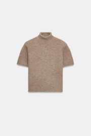 Short Sleeve Soft Knit Jumper at Zara