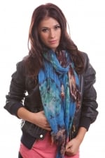 Similar blue scarf at Chictweak