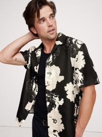 Standard Fit Silk Resort Shirt in Black at Banana Republic