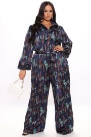 WornOnTV: Mo’s navy belt print jumpsuit on Zoeys Extraordinary Playlist ...