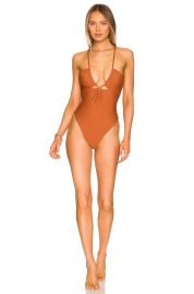 Theo One Piece at Revolve