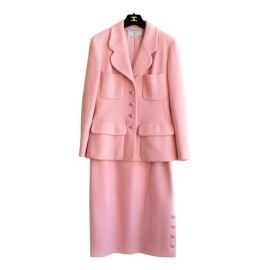 Tweed suit jacket Chanel Pink size 38 FR in Tweed - 18677470 at Vestiaire Collective