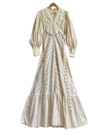 VINTAGE 1970s Floral Cream and lace Victoriana Prairie Dress Gunne S Ardith at Ardith Style