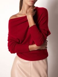 Women39s Cashmere Lori Off Shoulder in Crimson Brochu Walker at Brochu Walker