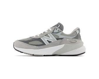 Womenx27s New Balance Classics Made in USA 990v6 com at Zappos