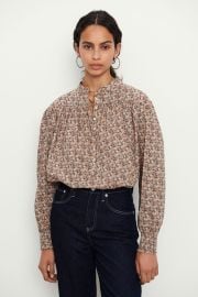 WornOnTV: Chelsea’s beige floral button up top on The Young and the ...