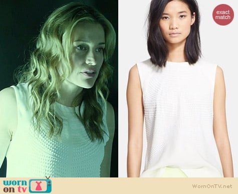 ALC Ascher Textured Silk Top worn by Piper Perabo on Covert Affairs