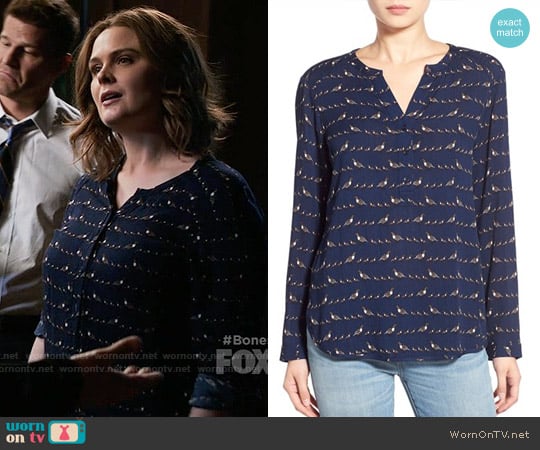 Ace Delivery Graphic Popover Top worn by Temperance 'Bones' Brennan (Emily Deschanel) on Bones