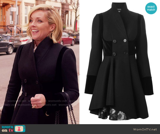 Alexander McQueen Double Breasted Folded Drape Coat worn by Jacqueline Voorhees (Jane Krakowski) on Unbreakable Kimmy Schmidt