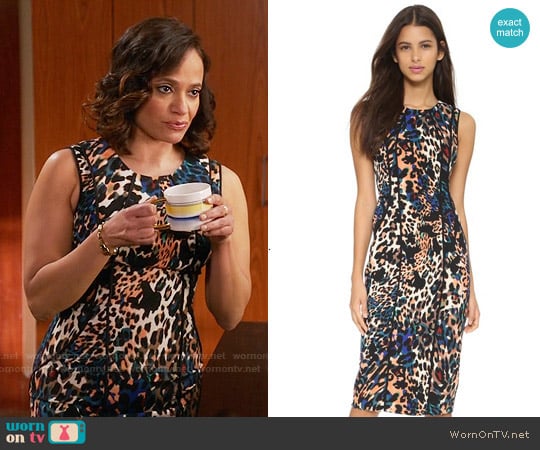 Black Halo Palmdale Dress worn by Zoila Diaz (Judy Reyes) on Devious Maids