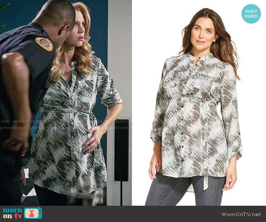 Liz Lange for Target Maternity Printed Button-down Tunic worn by Petra Solano (Yael Grobglas) on Jane the Virgin