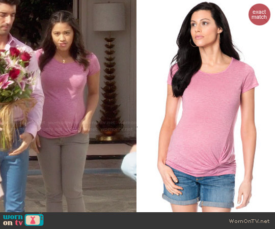 A Pea in the Pod Knot Front Maternity T Shirt in Pink worn by Jane Villanueva (Gina Rodriguez) on Jane the Virgin