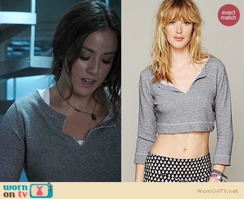 Agents of SHIELD Fashion: Free People Solow Sport French Terry Cropped Pullover worn by Chloe Bennett