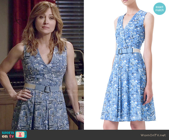 Akris Chefchaouen-Print Belted Pleated Dress worn by Maura Isles (Sasha Alexander) on Rizzoli and Isles