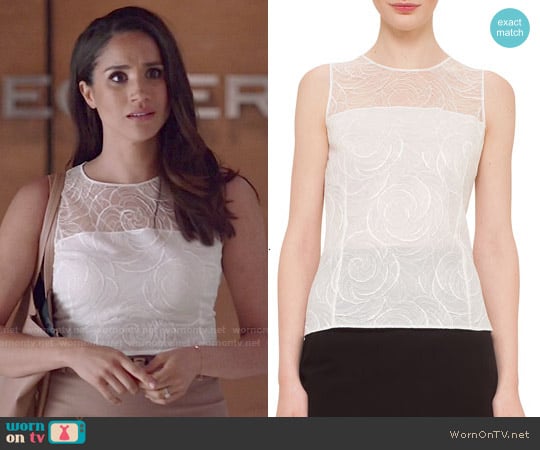 Akris Floral Lace Sleeveless Blouse worn by Rachel Zane (Meghan Markle) on Suits