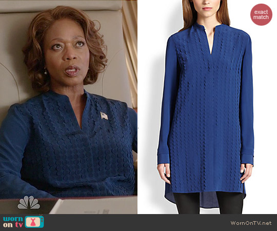 Akris Punto Silk Dot Applique Tunic worn by Alfre Woodard on State of Affairs